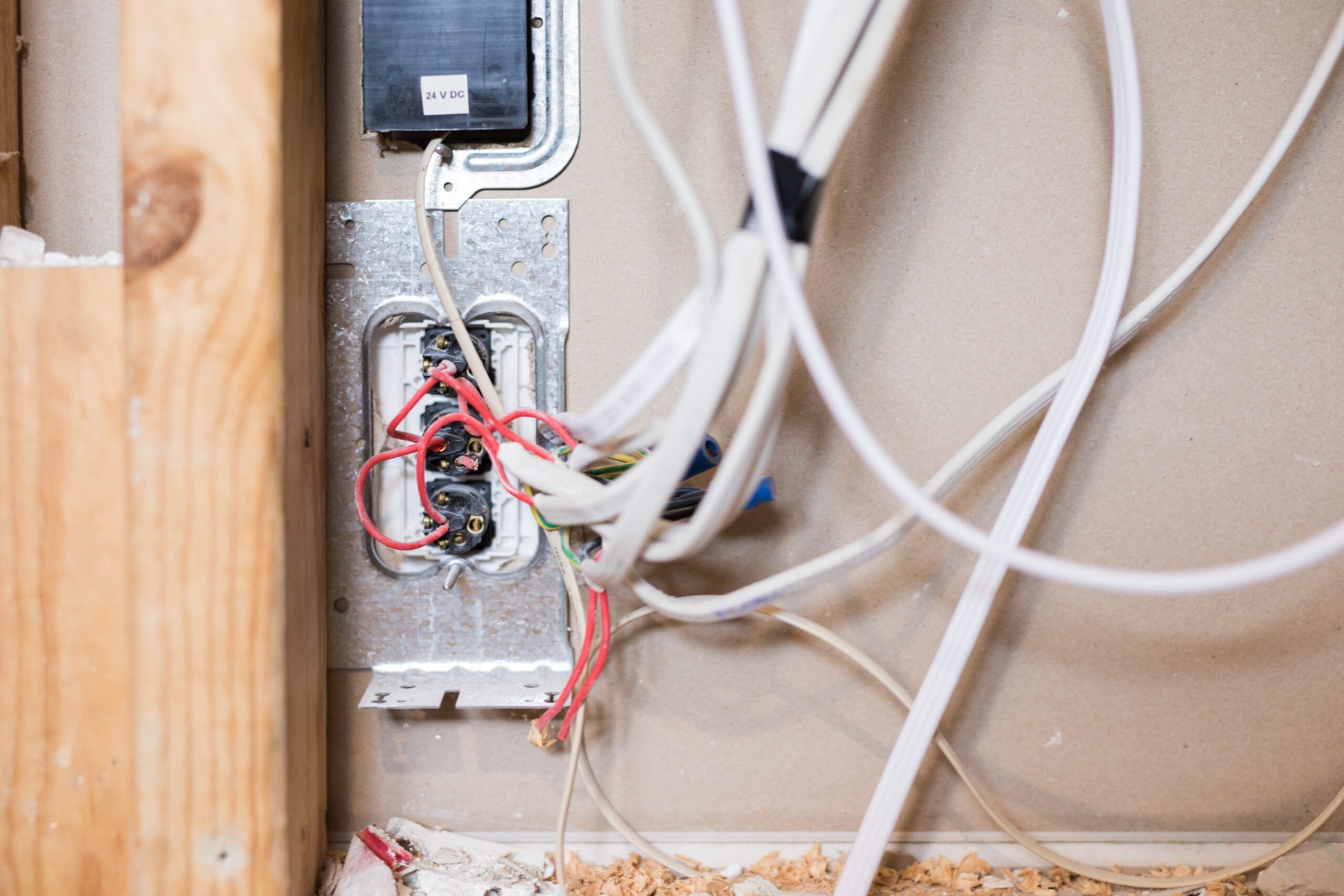 home-renovation-2022-08-01-04-30-44-utc